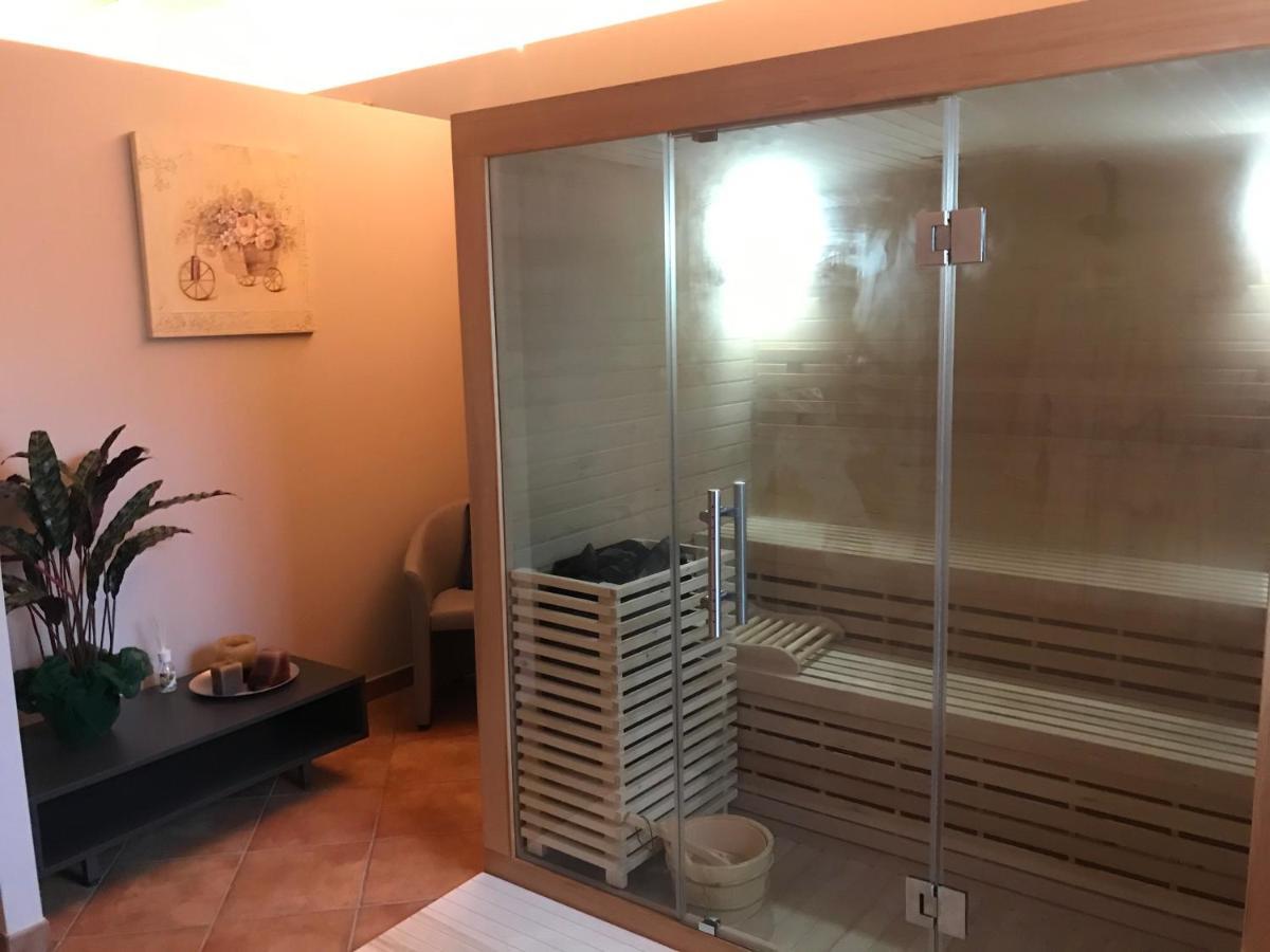 Residence Ulivi 卡瓦翁贝罗内斯 外观 照片